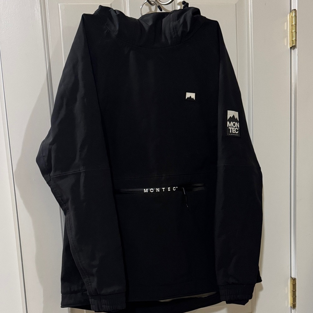Montec Women's Sleek Black Ski Jacket